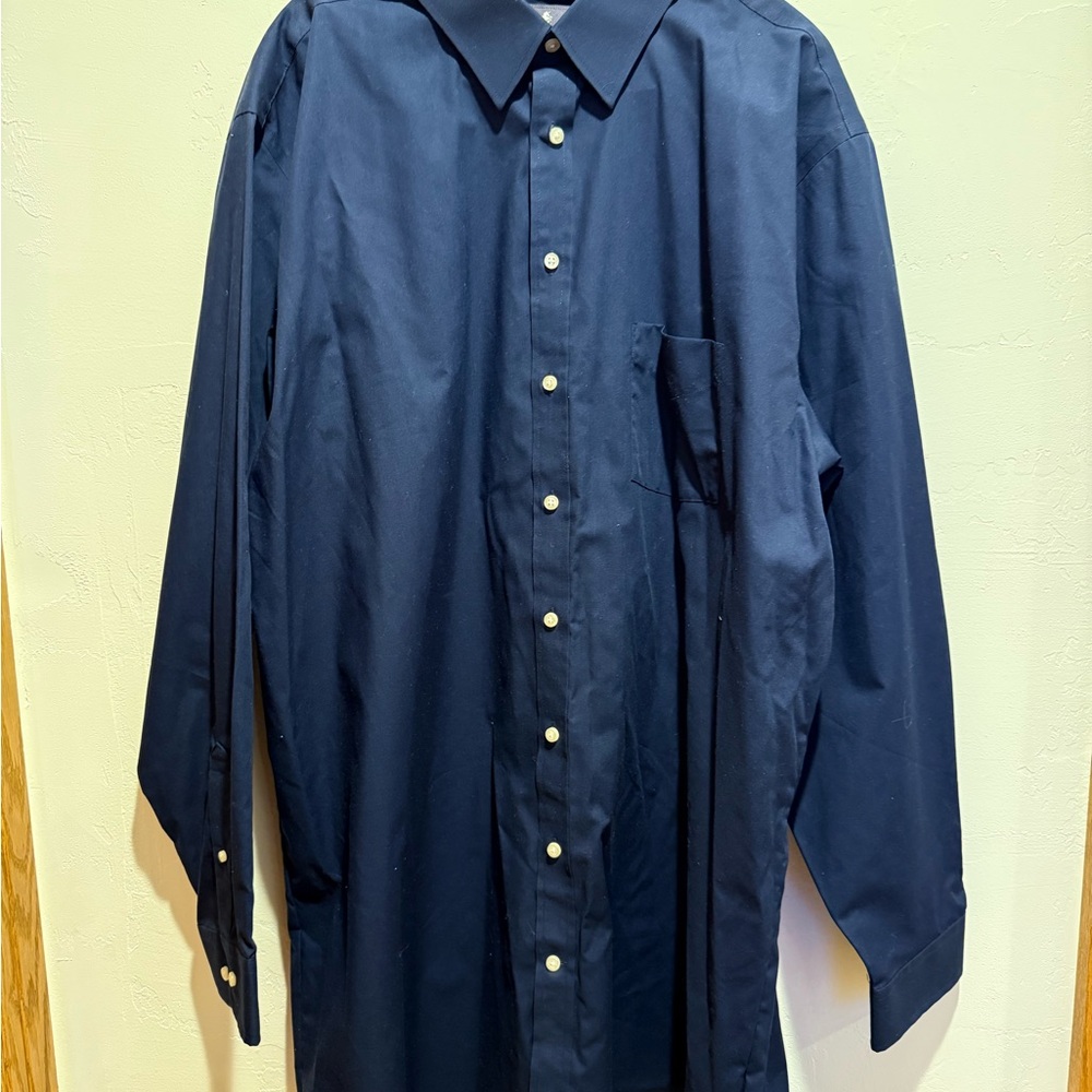 Stafford Men's Deep Blue Dress Shirt